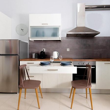 Twin Lofts Ταξιαρχών, A Kalamatastay Property Экстерьер фото